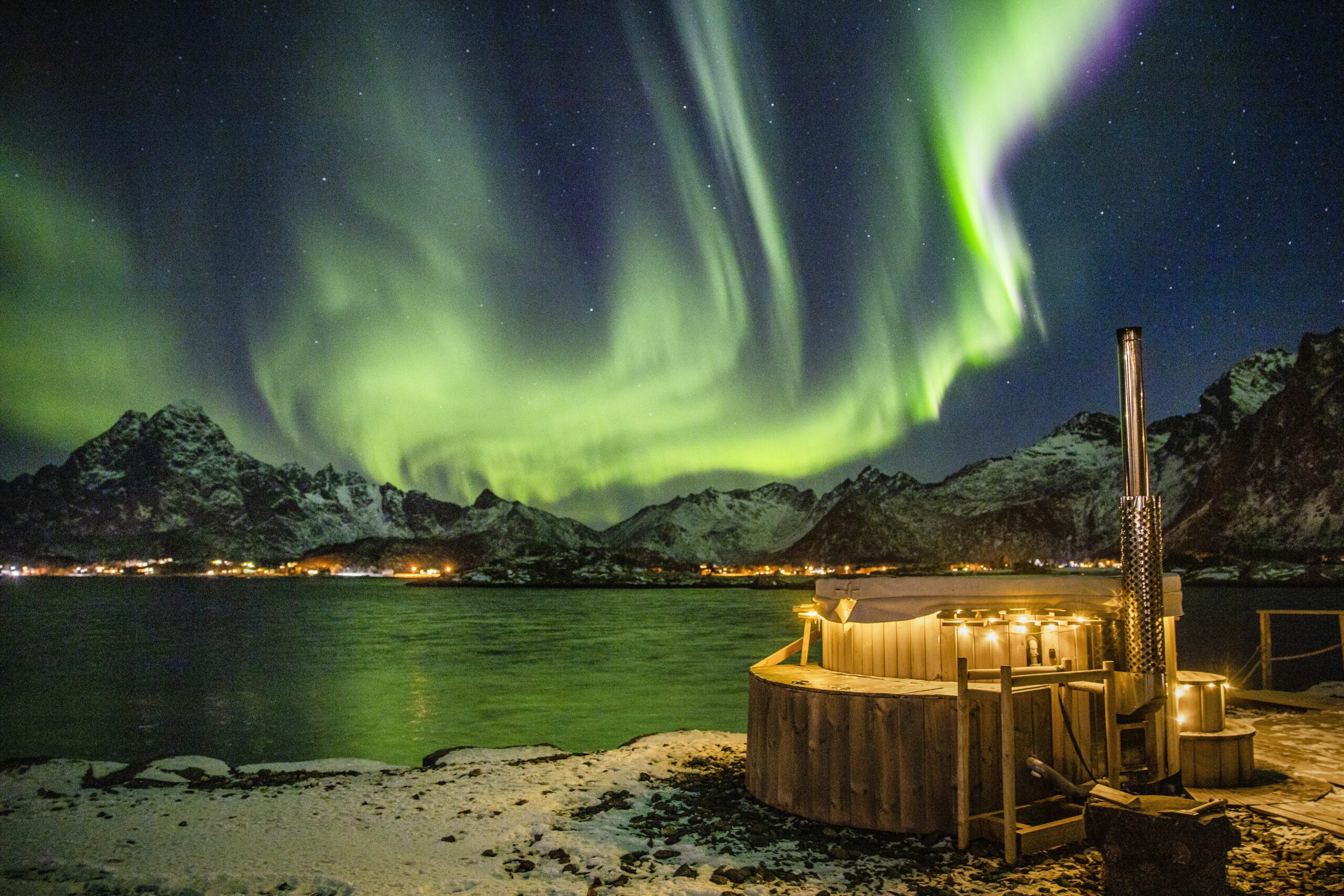 Northern lights spa in Lofoten